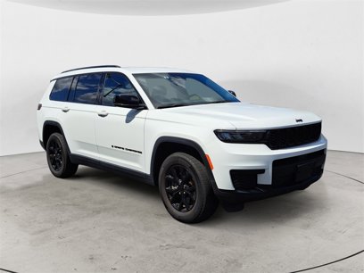Used 2024 Jeep Grand Cherokee L Laredo