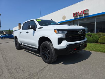 New 2025 Chevrolet Silverado 1500 LT Trail Boss w/ LT Trail Boss Premium Package