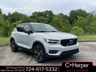 Used 2022 Volvo XC40 T5 R-Design w/ Climate Package