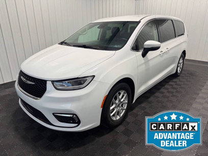 Used 2023 Chrysler Pacifica Touring-L
