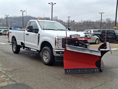 New 2024 Ford F350 XL w/ Snow Plow/Camper Package
