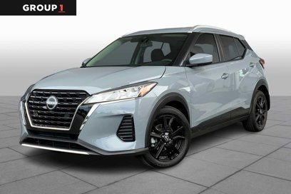 Used 2024 Nissan Kicks SV
