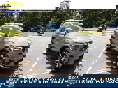 Certified 2024 Volvo XC40 B5 Plus w/ Protection Package Premier