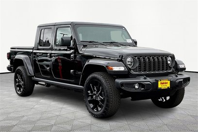 New 2025 Jeep Gladiator Sport