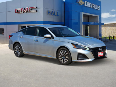 Used 2023 Nissan Altima 2.5 SV
