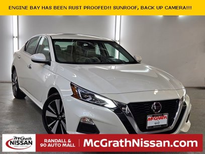 Certified 2022 Nissan Altima 2.5 SV w/ SV Premium Package