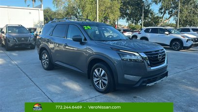 Used 2024 Nissan Pathfinder SL