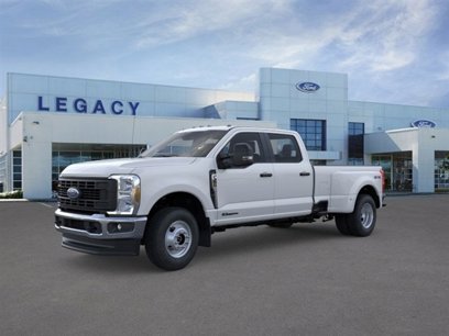New 2025 Ford F350 4x4 Crew Cab DRW Super Duty