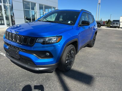 New 2025 Jeep Compass Latitude w/ Sun and Sound Group