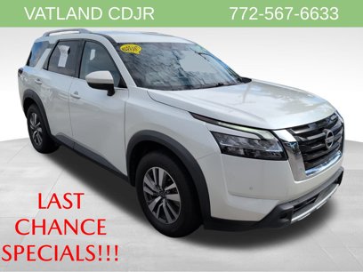 Used 2023 Nissan Pathfinder SL