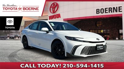 New 2025 Toyota Camry SE