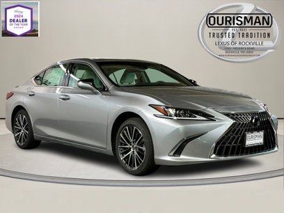 New 2025 Lexus ES 300h w/ Premium Package