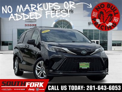 Used 2022 Toyota Sienna XSE