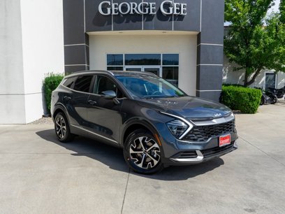 New 2025 Kia Sportage EX