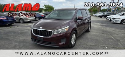 Used 2017 Kia Sedona LX w/ LX Essentials Premium Package