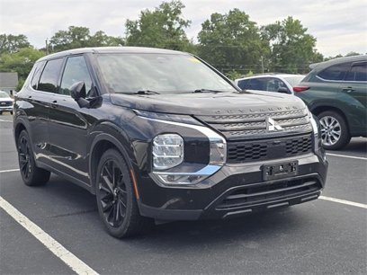 Used 2023 Mitsubishi Outlander SE Black Edition