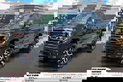 New 2025 GMC Sierra 1500 AT4 w/ Technology Package
