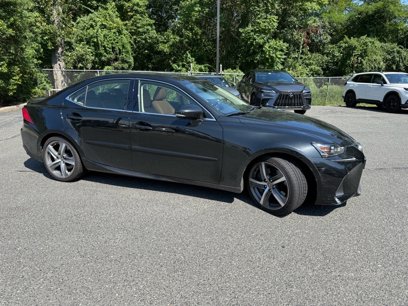 Used 2018 Lexus IS 300 AWD w/ Comfort Package