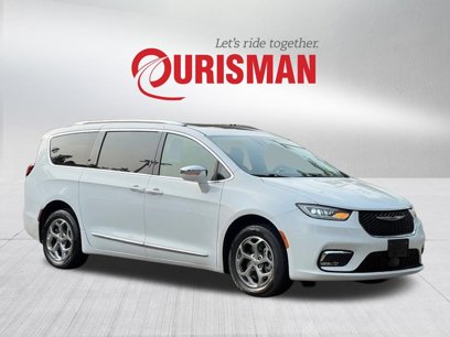 Used 2021 Chrysler Pacifica Limited