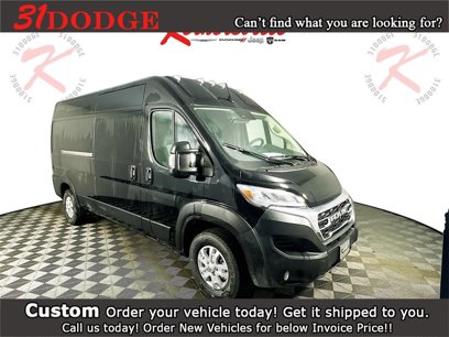 New 2025 RAM ProMaster 2500 w/ Quick Order Package 22G SLT