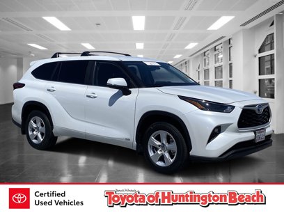 Certified 2023 Toyota Highlander LE