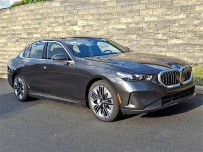 New 2026 BMW i5 eDrive40 w/ Premium Package