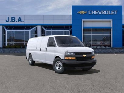 New 2025 Chevrolet Express 3500 Extended w/ Driver Convenience Package