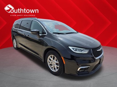 Certified 2022 Chrysler Pacifica Touring-L
