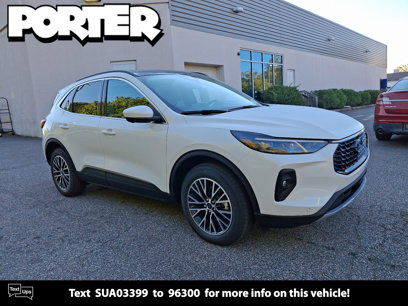 New 2025 Ford Escape SE w/ PHEV Premium Package