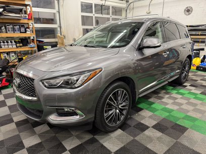 Used 2017 INFINITI QX60 AWD w/ Deluxe Technology Package
