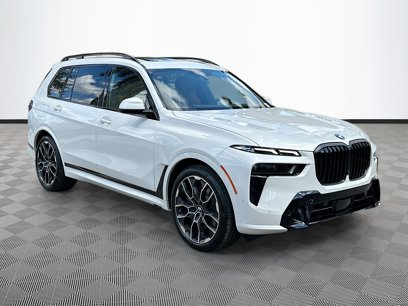 New 2025 BMW X7 xDrive40i w/ M Sport Package