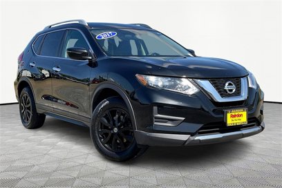 Used 2017 Nissan Rogue SV