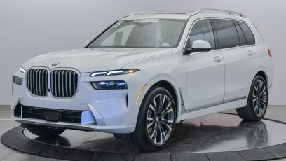 Certified 2023 BMW X7 xDrive40i w/ Premium Package