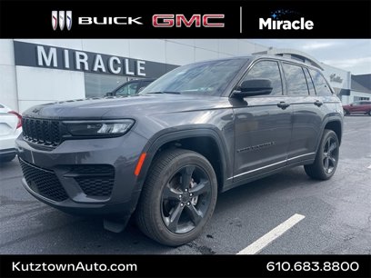 Used 2023 Jeep Grand Cherokee Altitude