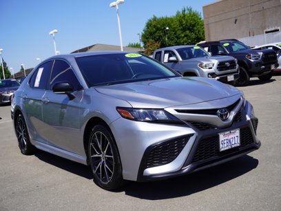 Used 2023 Toyota Camry SE
