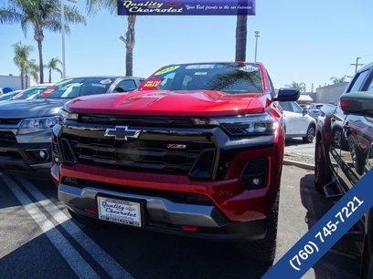 Used 2023 Chevrolet Colorado Z71 w/ Z71 Convenience Package 2