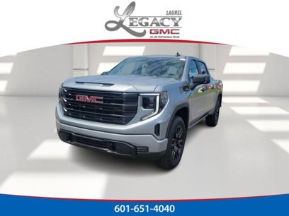 New 2025 GMC Sierra 1500 Pro w/ Graphite Edition