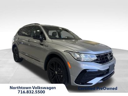 Certified 2022 Volkswagen Tiguan SE R-Line