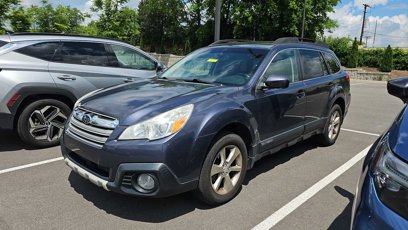 Used 2014 Subaru Outback 2.5i Limited w/ Moonroof Package
