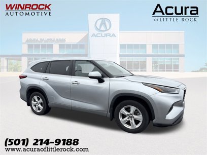 Used 2023 Toyota Highlander LE