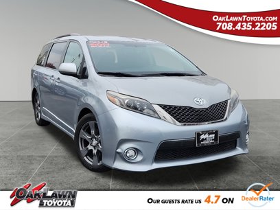 Used 2017 Toyota Sienna SE w/ SE Preferred Package
