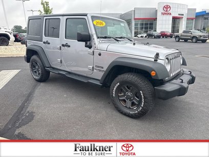 Used 2016 Jeep Wrangler Unlimited Sport w/ Connectivity Group