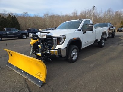 New 2025 GMC Sierra 2500 Pro w/ Convenience Package