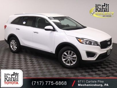 Used 2017 Kia Sorento LX w/ LX Convenience Package