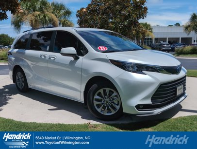 Certified 2025 Toyota Sienna XLE