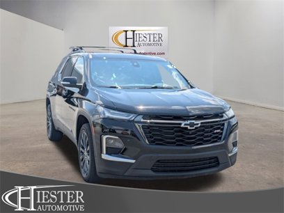 Used 2023 Chevrolet Traverse RS