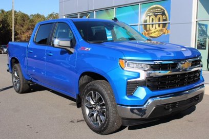 New 2025 Chevrolet Silverado 1500 LT