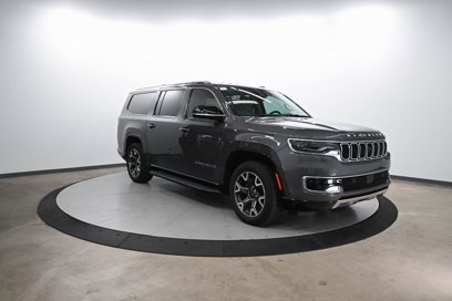 Used 2023 Jeep Wagoneer L Series III w/ Rear Seat Video Group 1