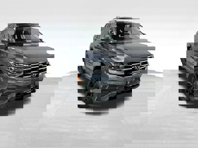 Used 2024 Volkswagen Tiguan SE