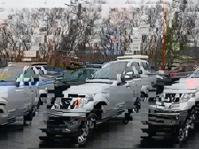 Used 2013 Nissan Frontier SL w/ Moonroof Pkg